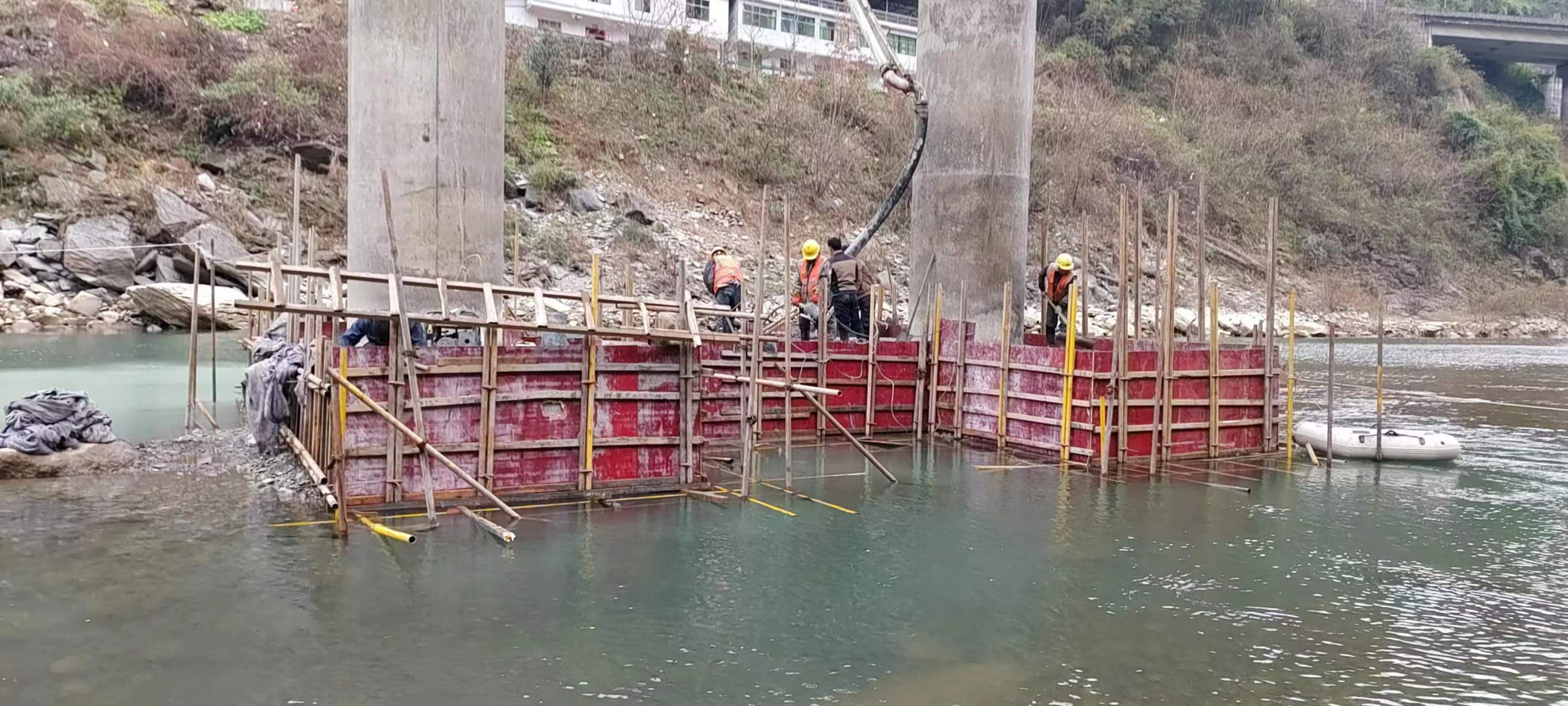 上海水利工程施工中堤坝渗漏原因以及防渗加固技术
